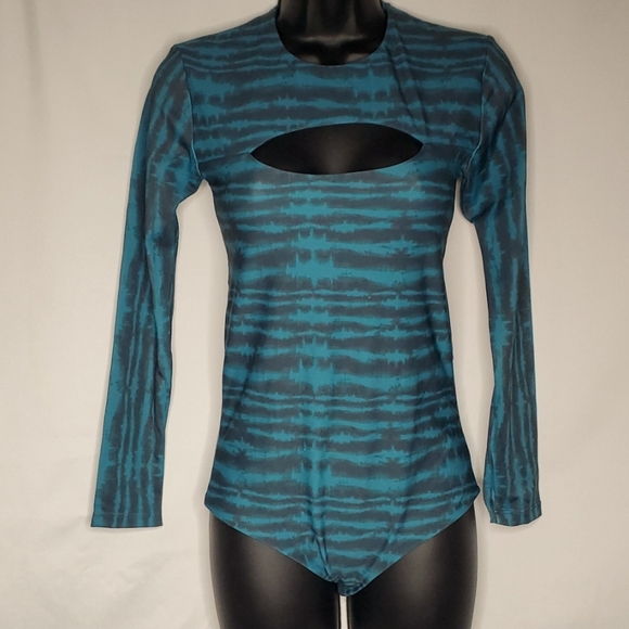 Mikoh Lunar Cut-Out Rashguard Body-Suit - Picture 3 of 11